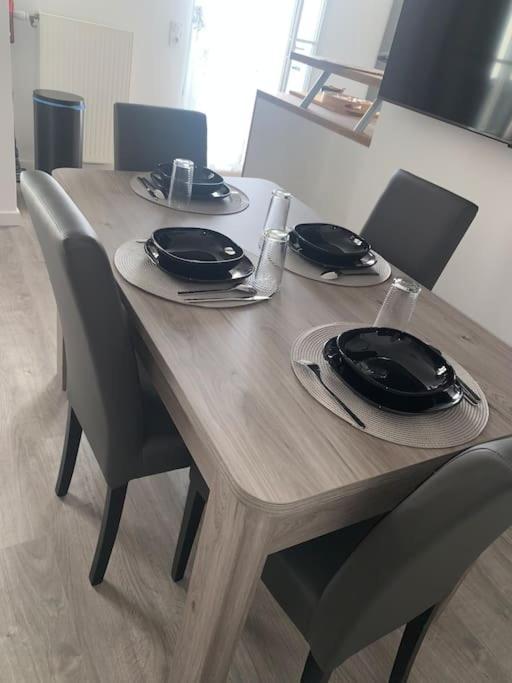 סאריס Superbe Appartement Tres Confortable מראה חיצוני תמונה
